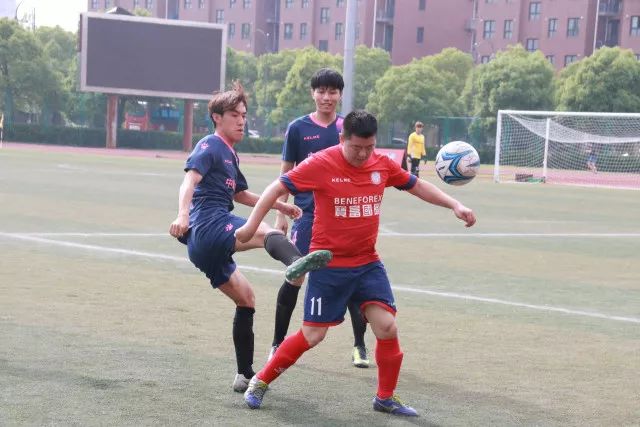 卢森博格：小熊总认为受迫害 没拿金球不是肤色