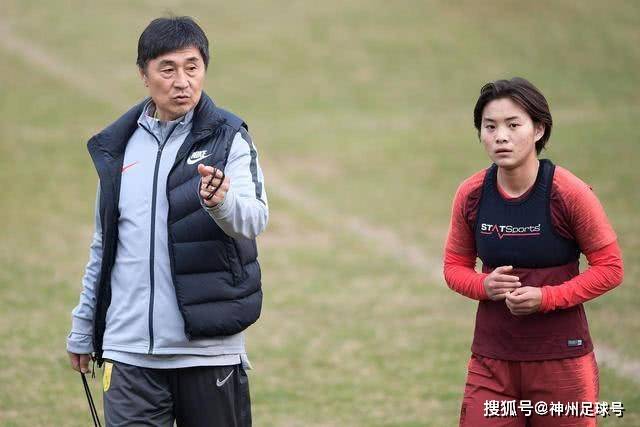 欧洲杯-居莱尔助攻德米拉尔双响 土耳其2-1奥地利